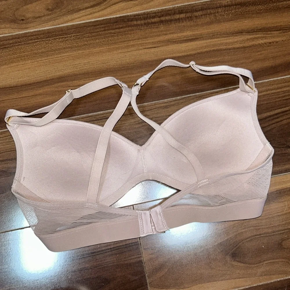 32B Lively wireless lightly padded bra